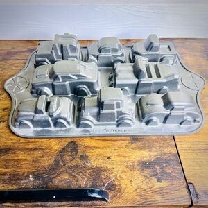 Nordic Ware Sweet Rides Car Cake Pan